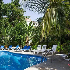 Aparthotel Residencial Estephany